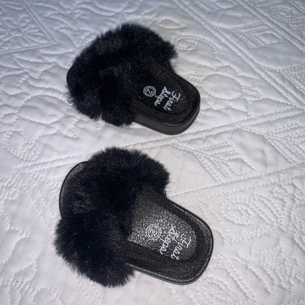 Infant Slippers - Picture 3 of 3